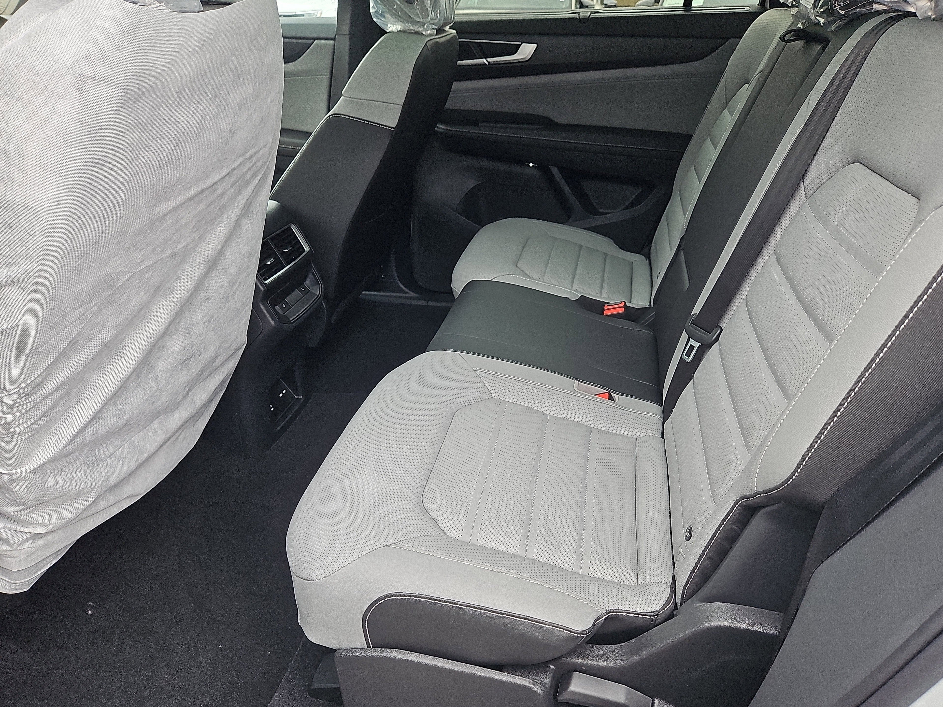 New 2026 Volkswagen Atlas Cross Sport SEL R-Line image 20