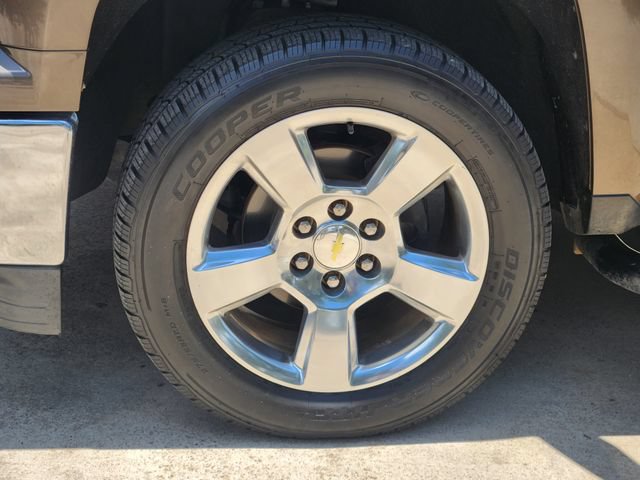 Used 2015 Chevrolet Silverado 1500 LT w/ Texas Edition, 1LT Trim RWD image 17