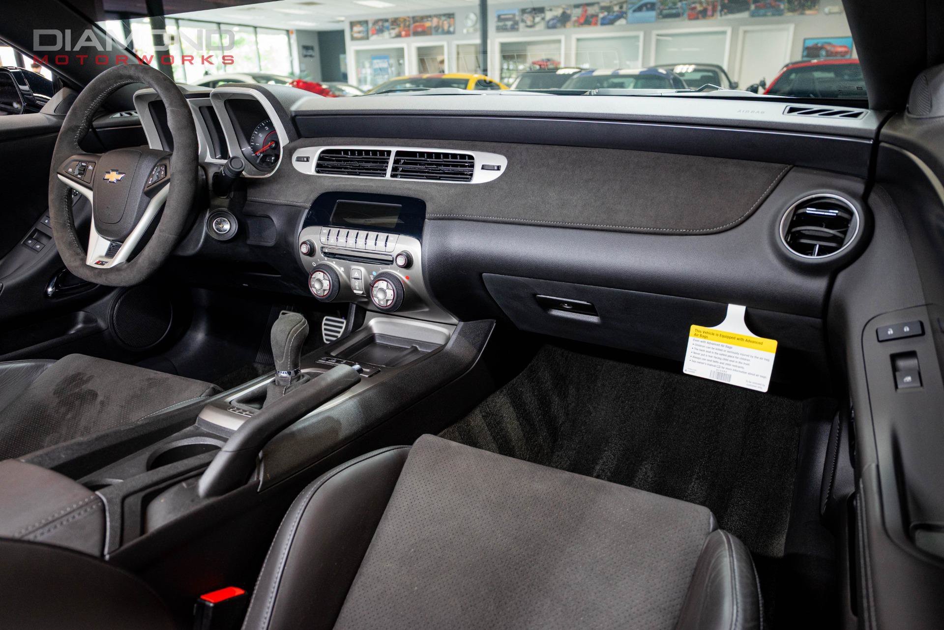 Used 2015 Chevrolet Camaro Z/28 RWD image 86