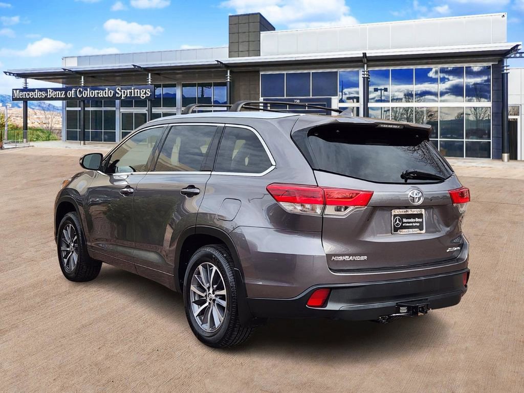 Used 2018 Toyota Highlander XLE image 5
