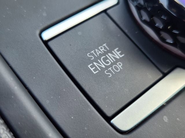 New 2026 Volkswagen Tiguan SE R-Line image 19