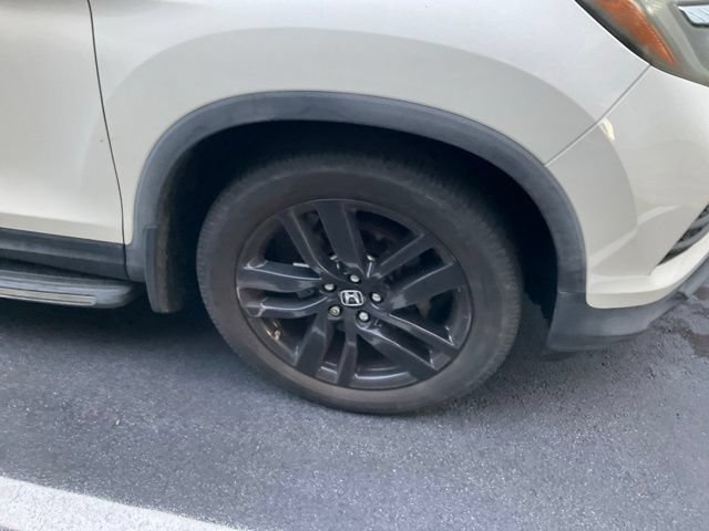 Used 2018 Honda Pilot Touring image 2