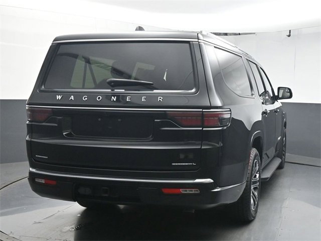 Used 2023 Jeep Wagoneer L Series II image 7