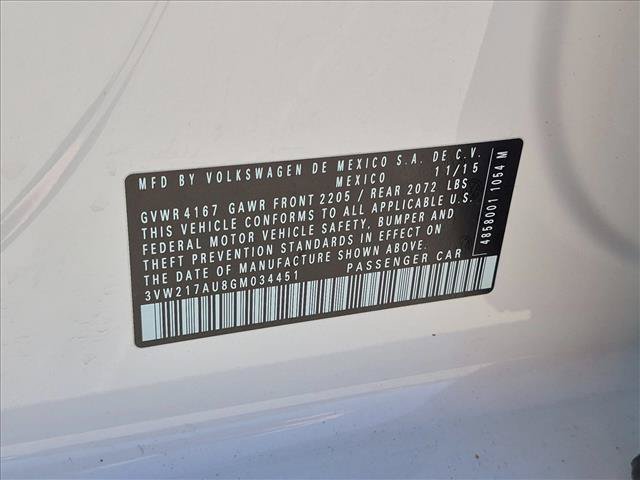 Used 2016 Volkswagen Golf S FWD image 24