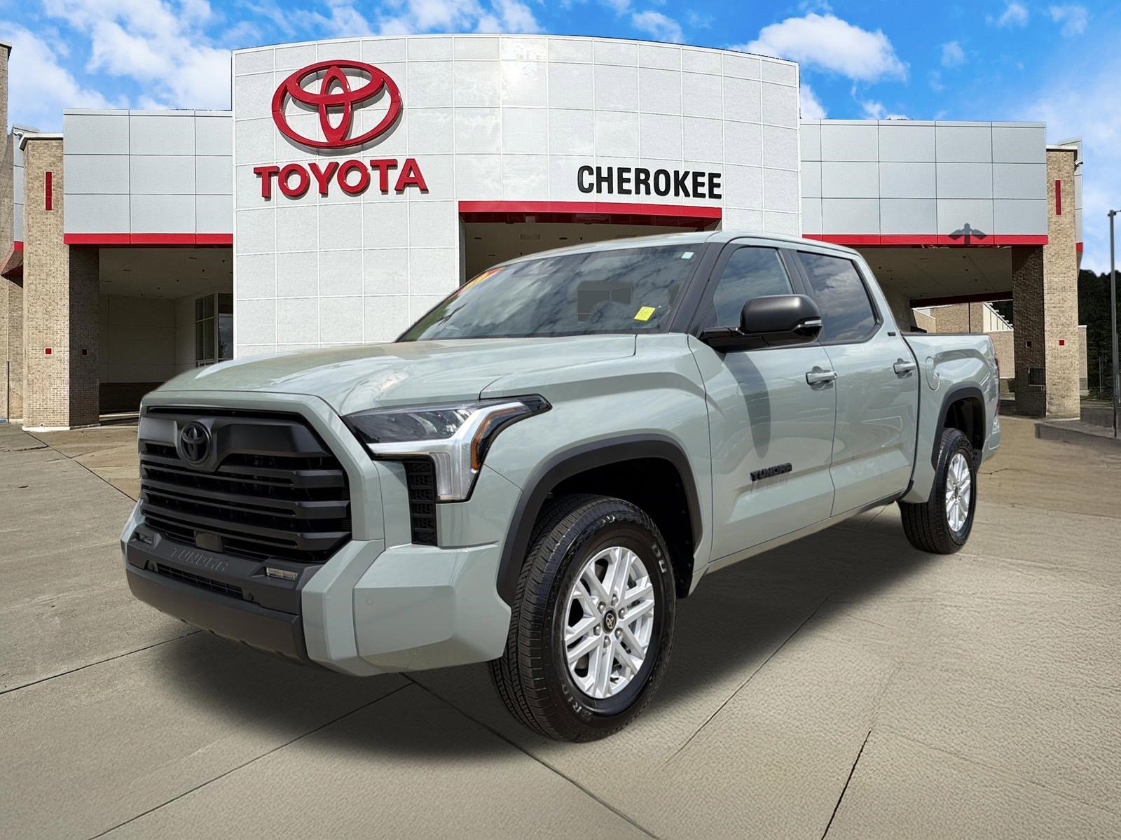 Used 2025 Toyota Tundra SR5 w/ SR5 Premium Package AWD/4WD video 1