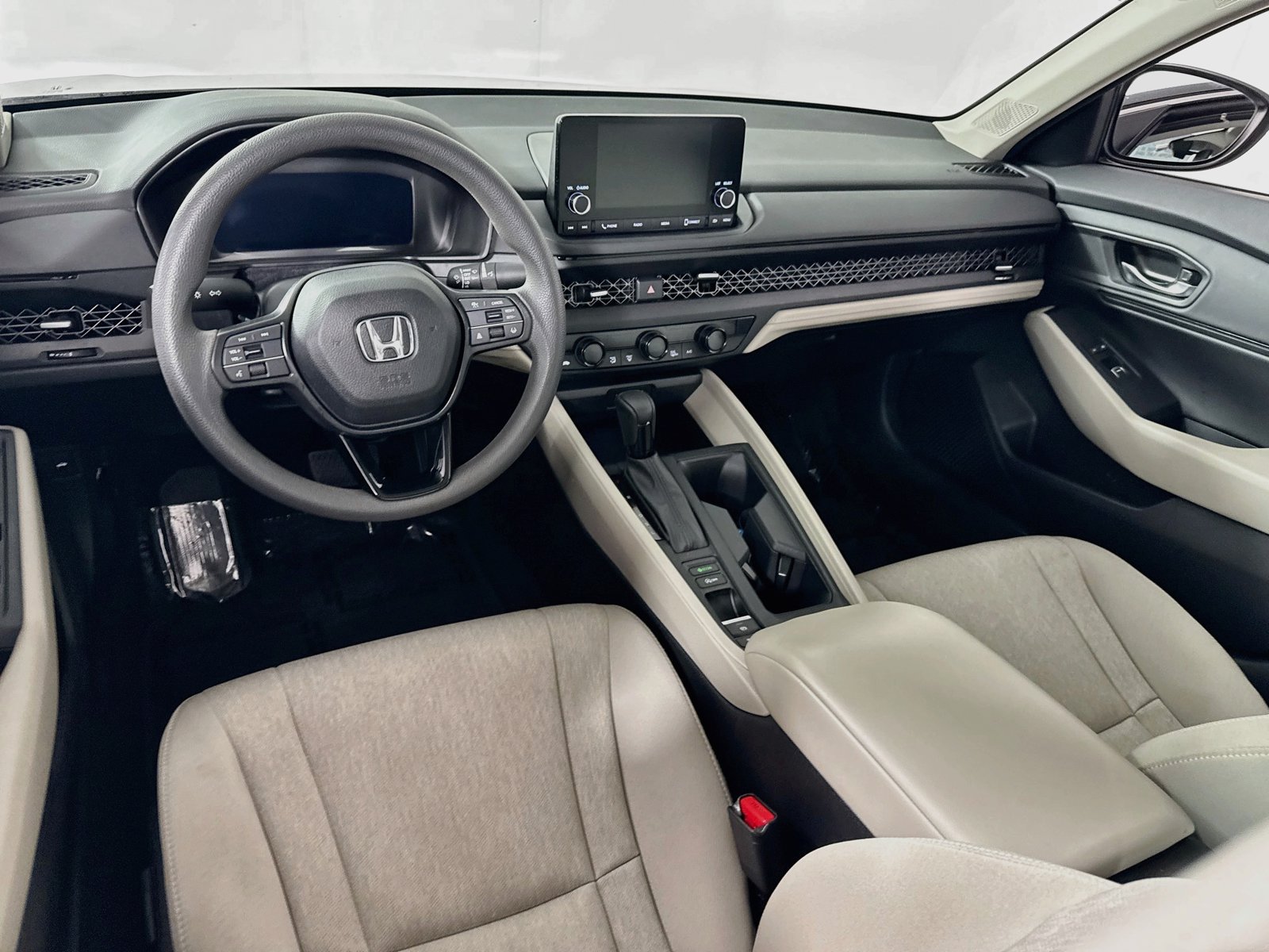 Certified 2023 Honda Accord EX image 18