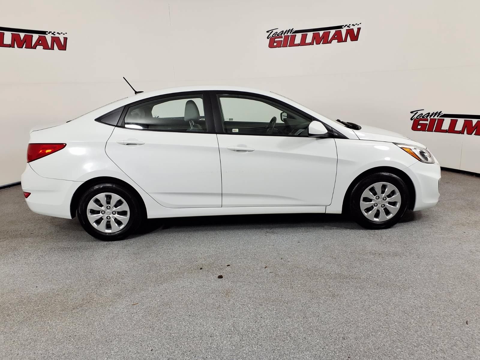 Used 2017 Hyundai Accent SE FWD image 5