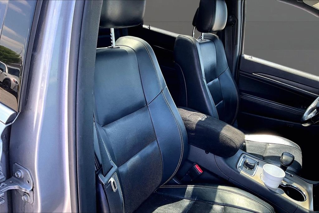Used 2015 Jeep Grand Cherokee Limited w/ Luxury Group II AWD/4WD image 7