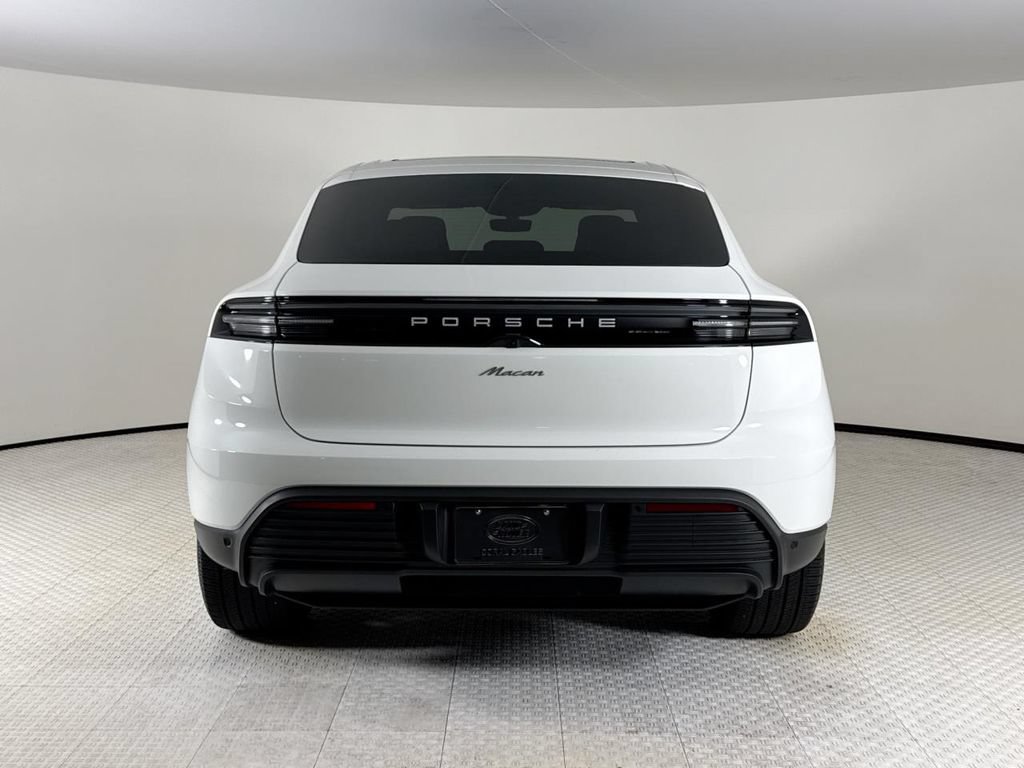 Certified 2025 Porsche Macan Electric RWD image 4