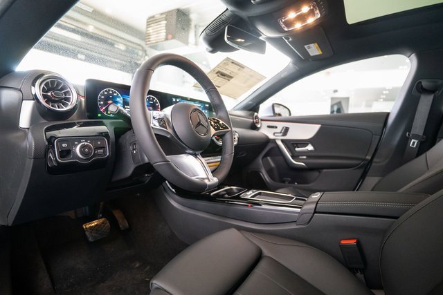 New 2026 Mercedes-Benz CLA 250 4MATIC image 4