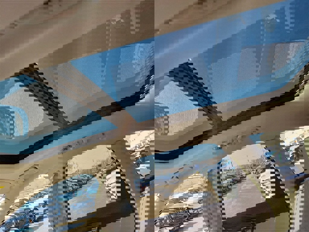 Used 2018 Volvo XC60 T6 Inscription w/ Luxury Seat Package image 18