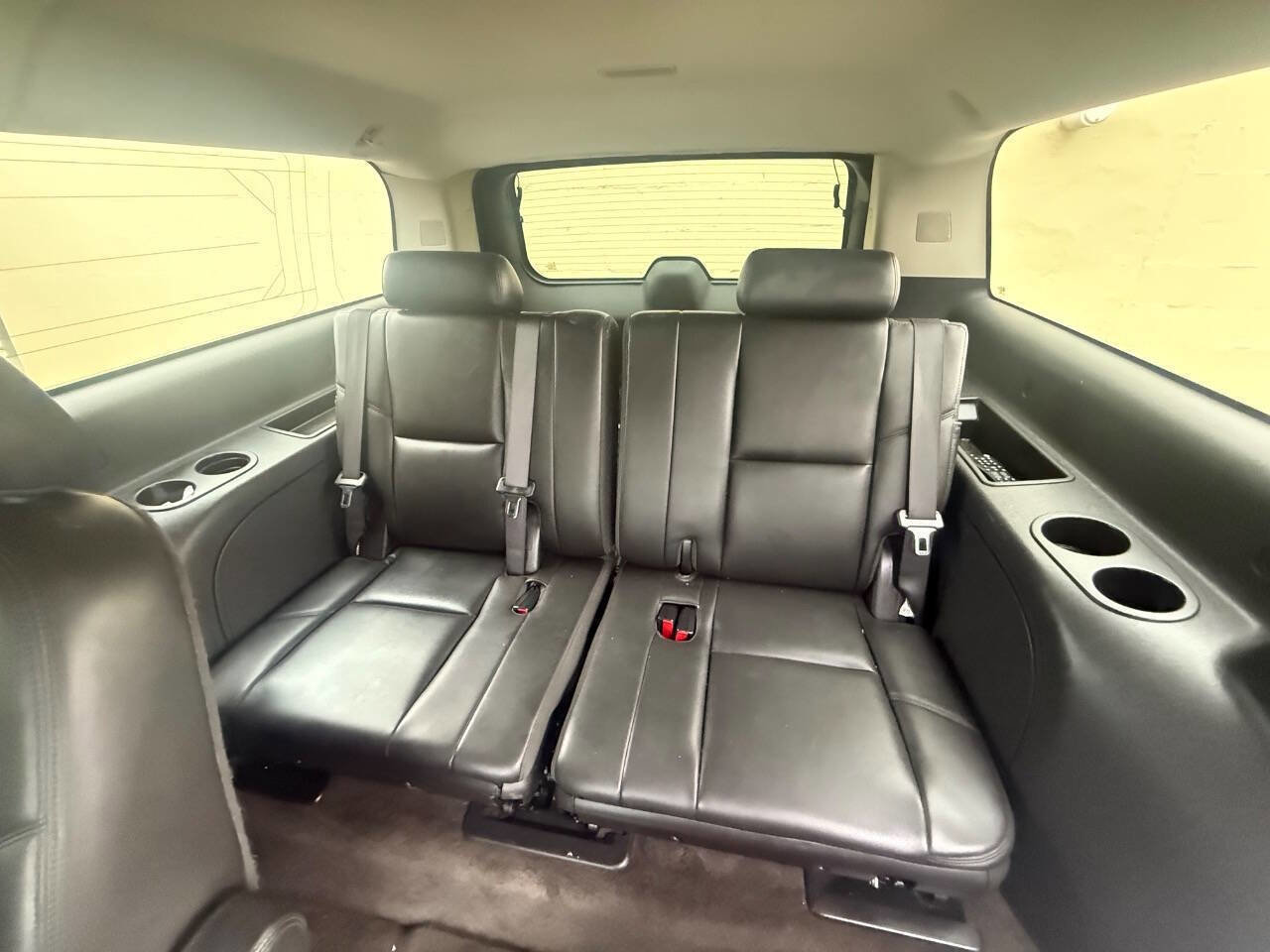 Used 2012 GMC Yukon XL Denali image 18