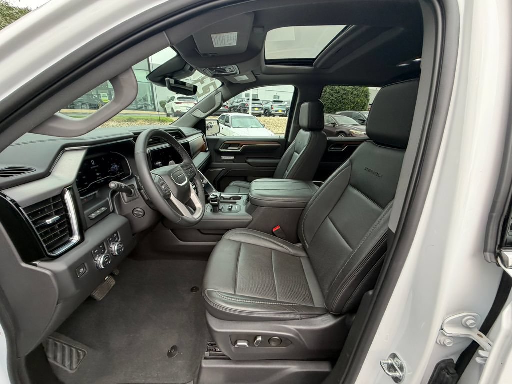 Certified 2023 GMC Sierra 1500 Denali w/ Denali Reserve Package AWD/4WD image 26