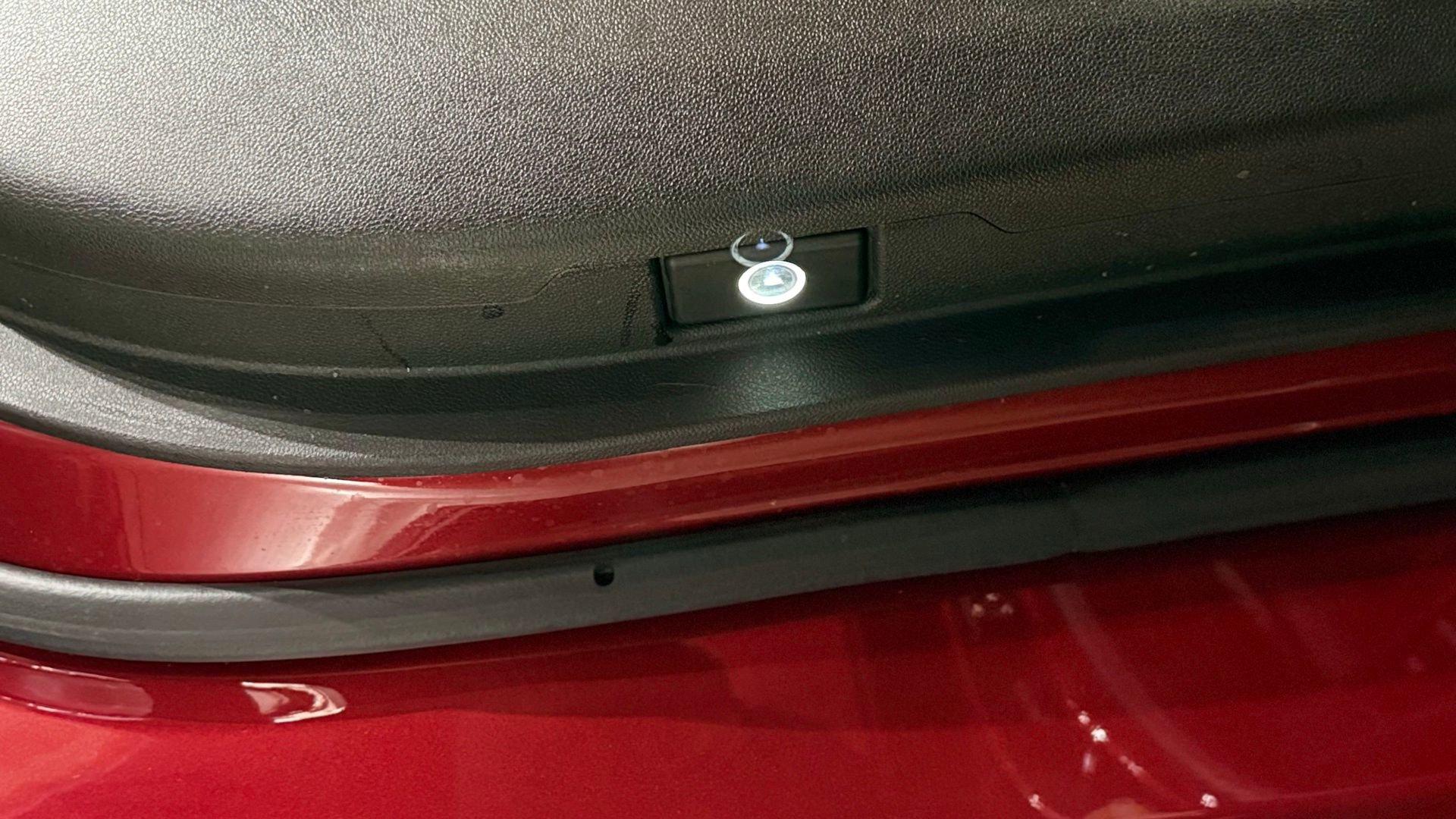 Used 2023 Cadillac XT6 Sport image 32