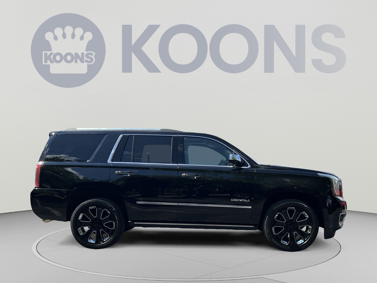 Used 2019 GMC Yukon Denali w/ Denali Ultimate Package AWD/4WD image 10