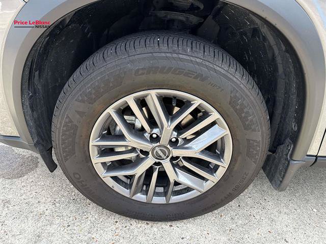 Certified 2026 Nissan Rogue S FWD image 4