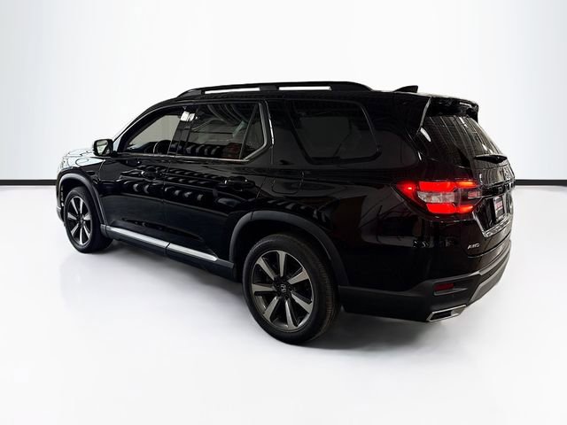 Used 2023 Honda Pilot Touring image 8