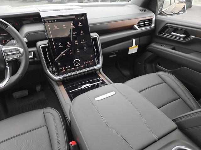 New 2026 GMC Yukon Denali w/ Advanced Technology Package AWD/4WD image 37