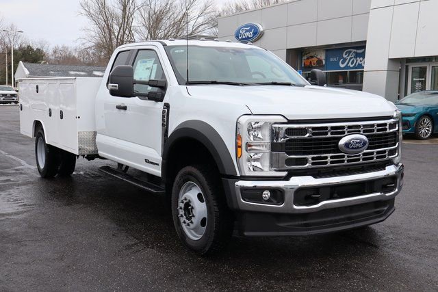 New 2026 Ford F550 4x4 Supercab Super Duty image 2