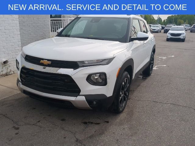 Used 2023 Chevrolet TrailBlazer LT w/ Convenience Package AWD/4WD image 13