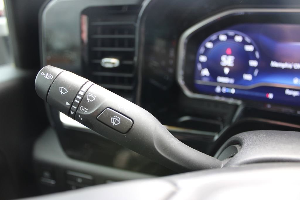 Used 2024 Chevrolet Silverado 2500 LT image 36