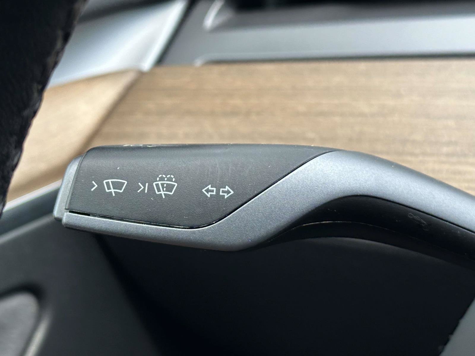 Used 2023 Tesla Model 3 Standard Range RWD image 26