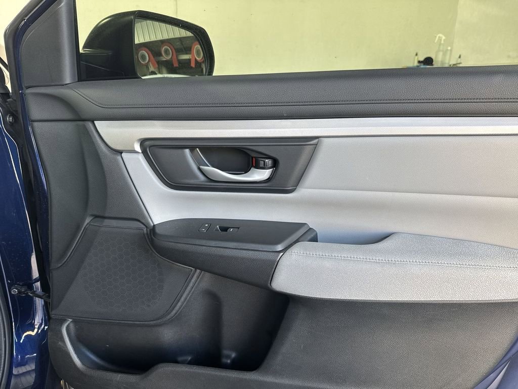 Used 2020 Honda CR-V LX image 31