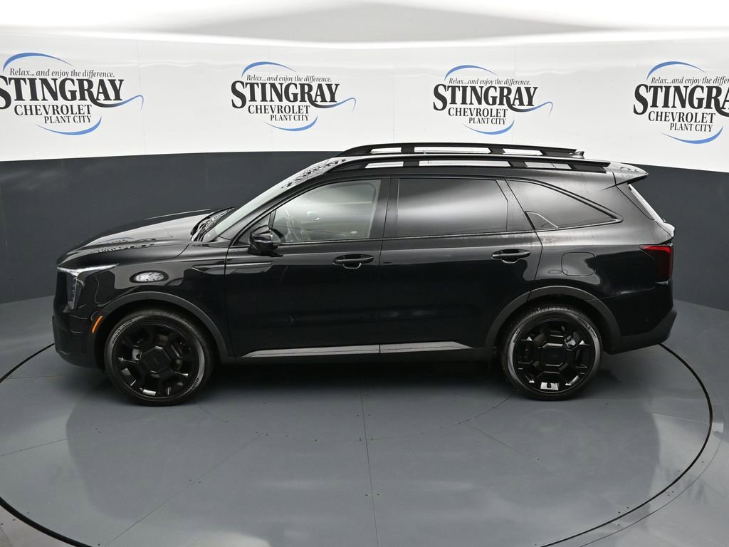 Used 2025 Kia Sorento SX Prestige w/ Olive Brown Leather Package image 12