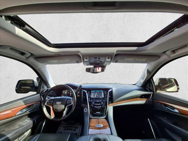 Used 2015 Cadillac Escalade Premium AWD/4WD image 18