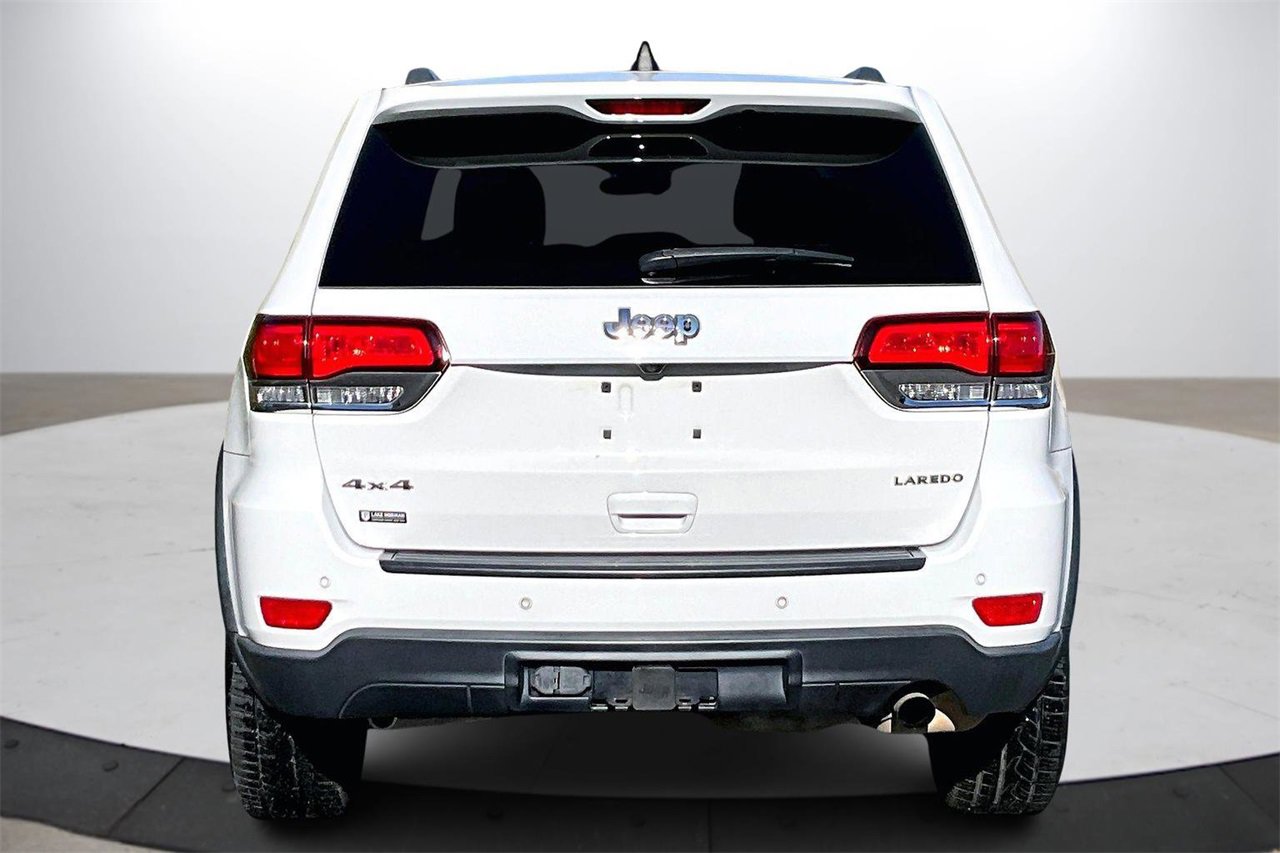 Certified 2021 Jeep Grand Cherokee Laredo image 8