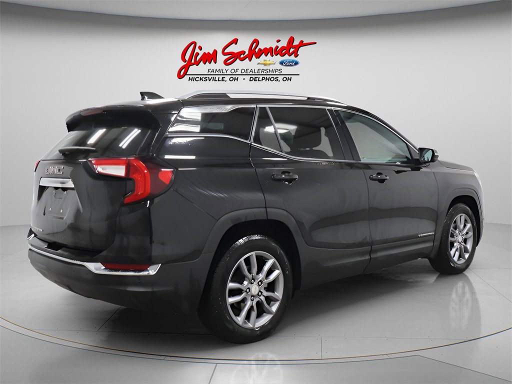 Used 2022 GMC Terrain SLT w/ Tech Package image 6