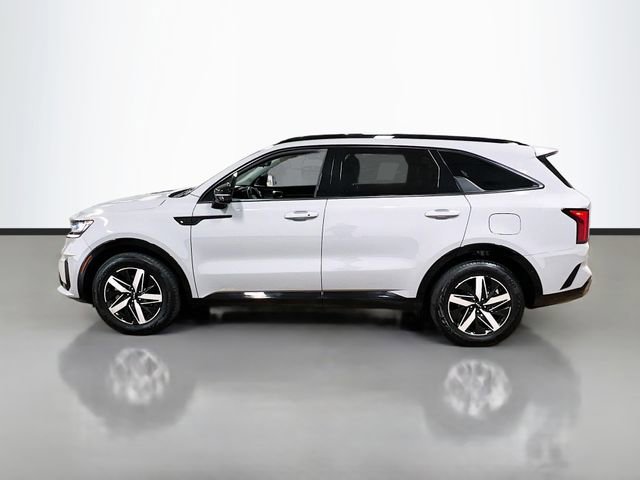 Certified 2022 Kia Sorento EX w/ Panoramic Sunroof Package image 4