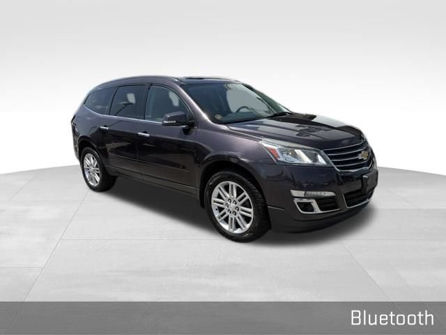 Used 2015 Chevrolet Traverse LT w/ Style and Technology Package FWD image 2