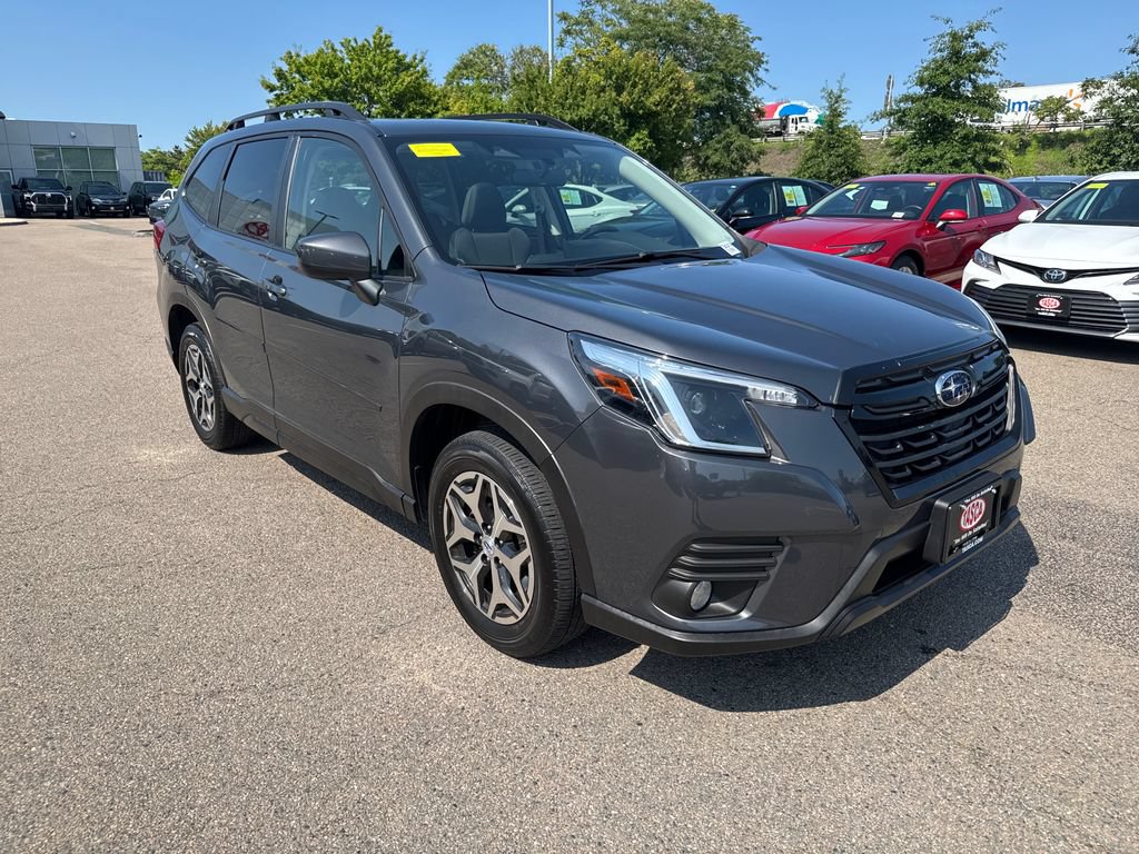 Used 2023 Subaru Forester Premium AWD/4WD image 10