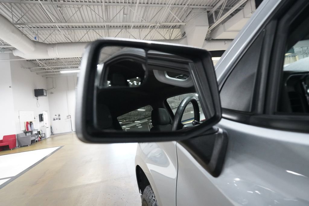 Certified 2024 Chevrolet Silverado 1500 RST AWD/4WD image 23