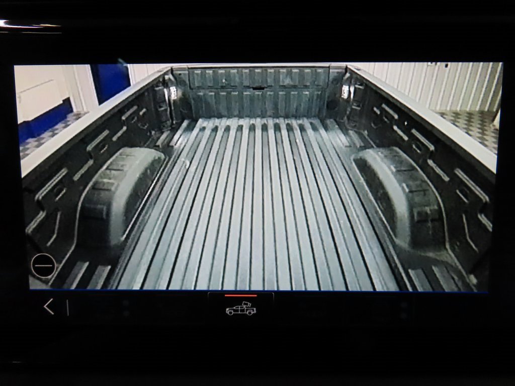 Used 2024 GMC Sierra 2500 AT4 w/ AT4 Premium Plus Package image 23