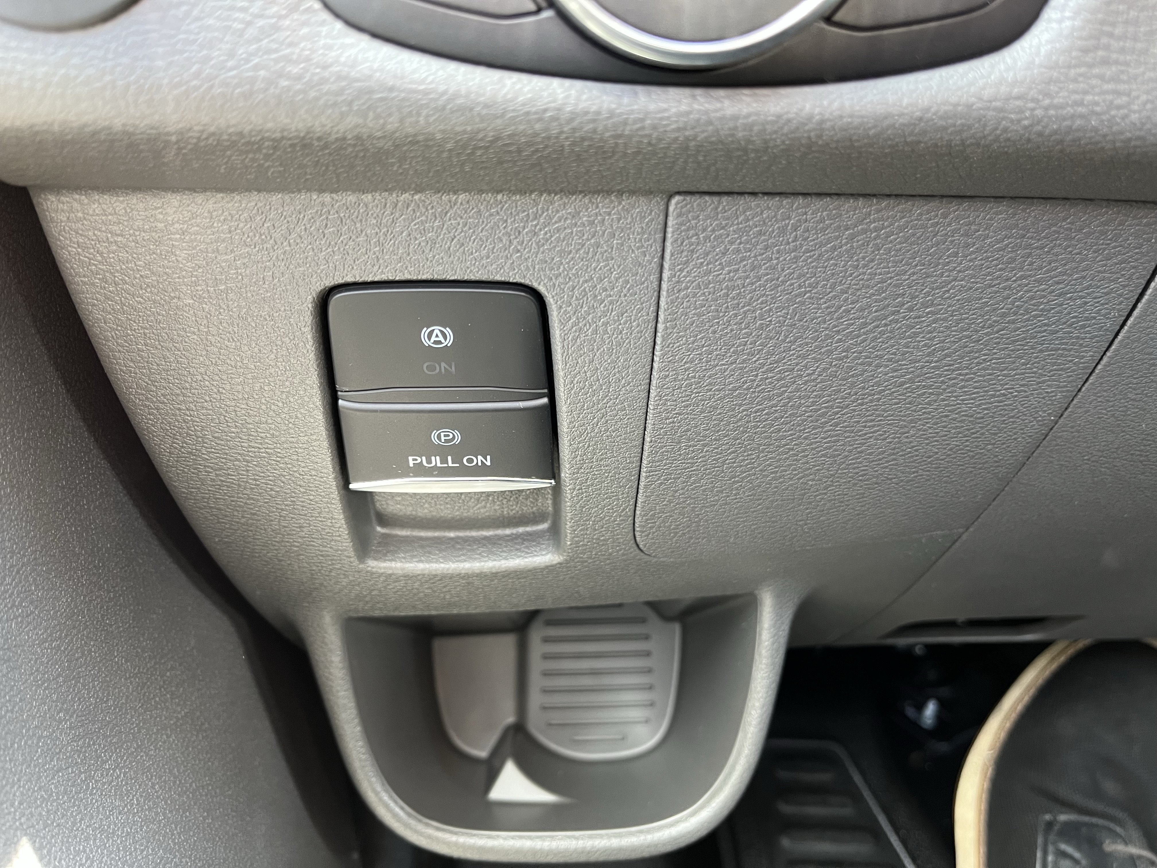 New 2026 Ford Transit 150 Low Roof RWD image 18