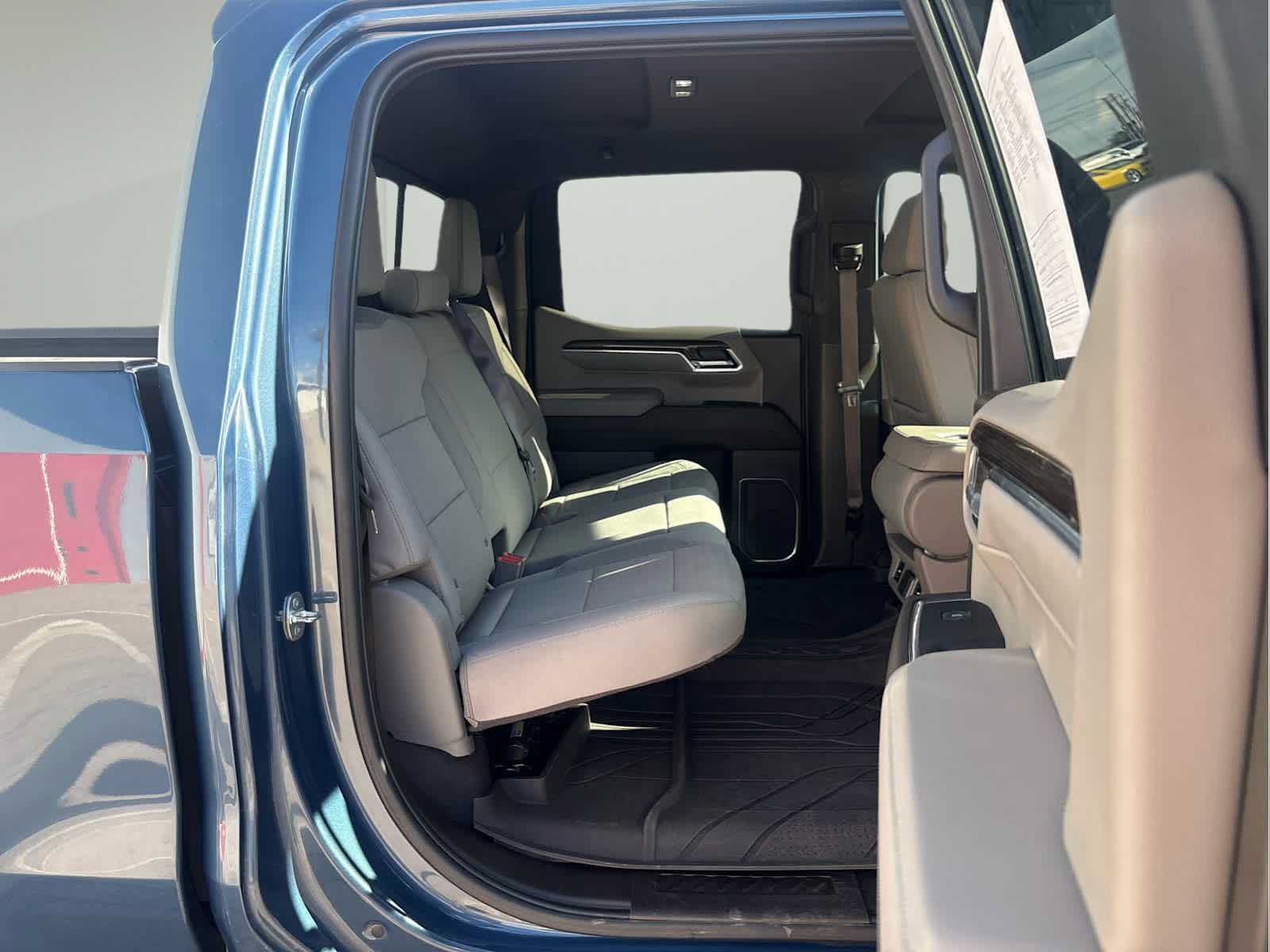 Used 2024 Chevrolet Silverado 1500 LT w/ Safety Package RWD image 13