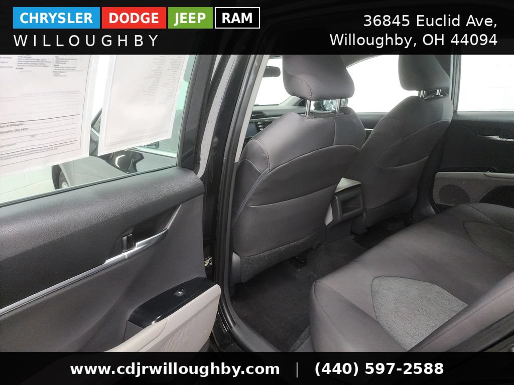 Used 2019 Toyota Camry LE FWD image 26