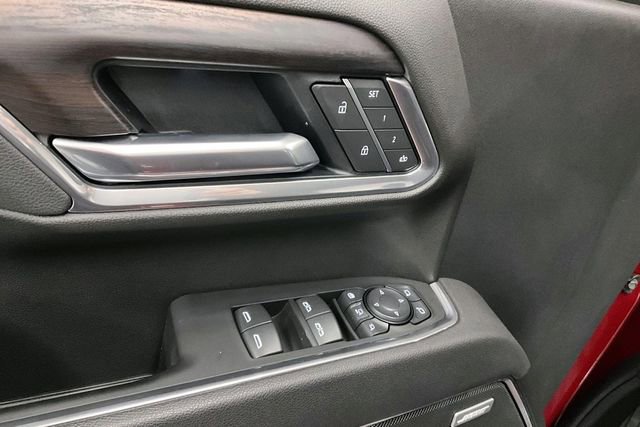 Used 2025 GMC Sierra 2500 SLT w/ SLT Convenience Package image 39