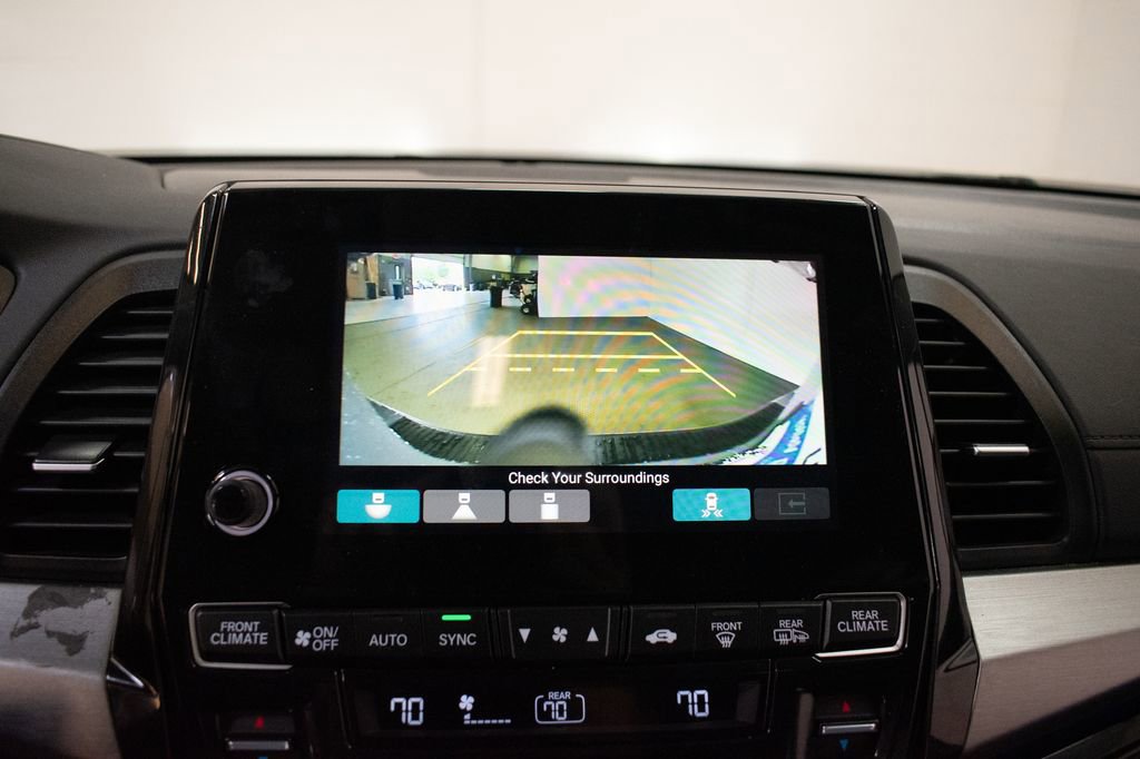 Used 2024 Honda Odyssey Touring image 17