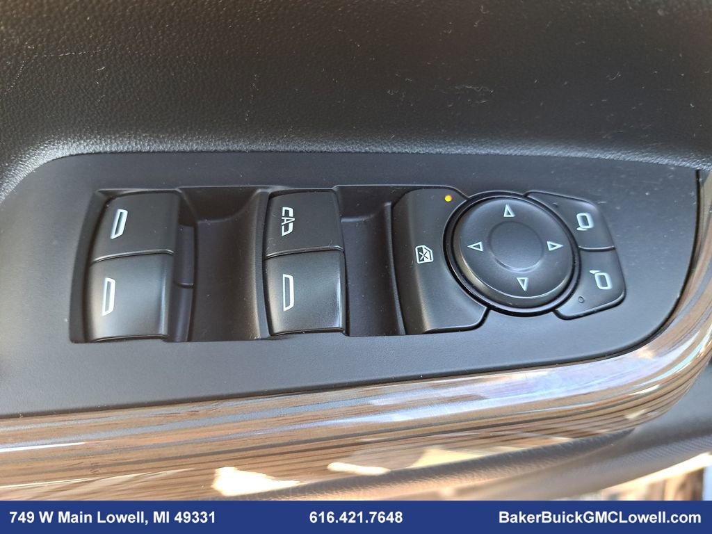 Used 2023 GMC Acadia SLE w/ Driver Convenience Package image 30