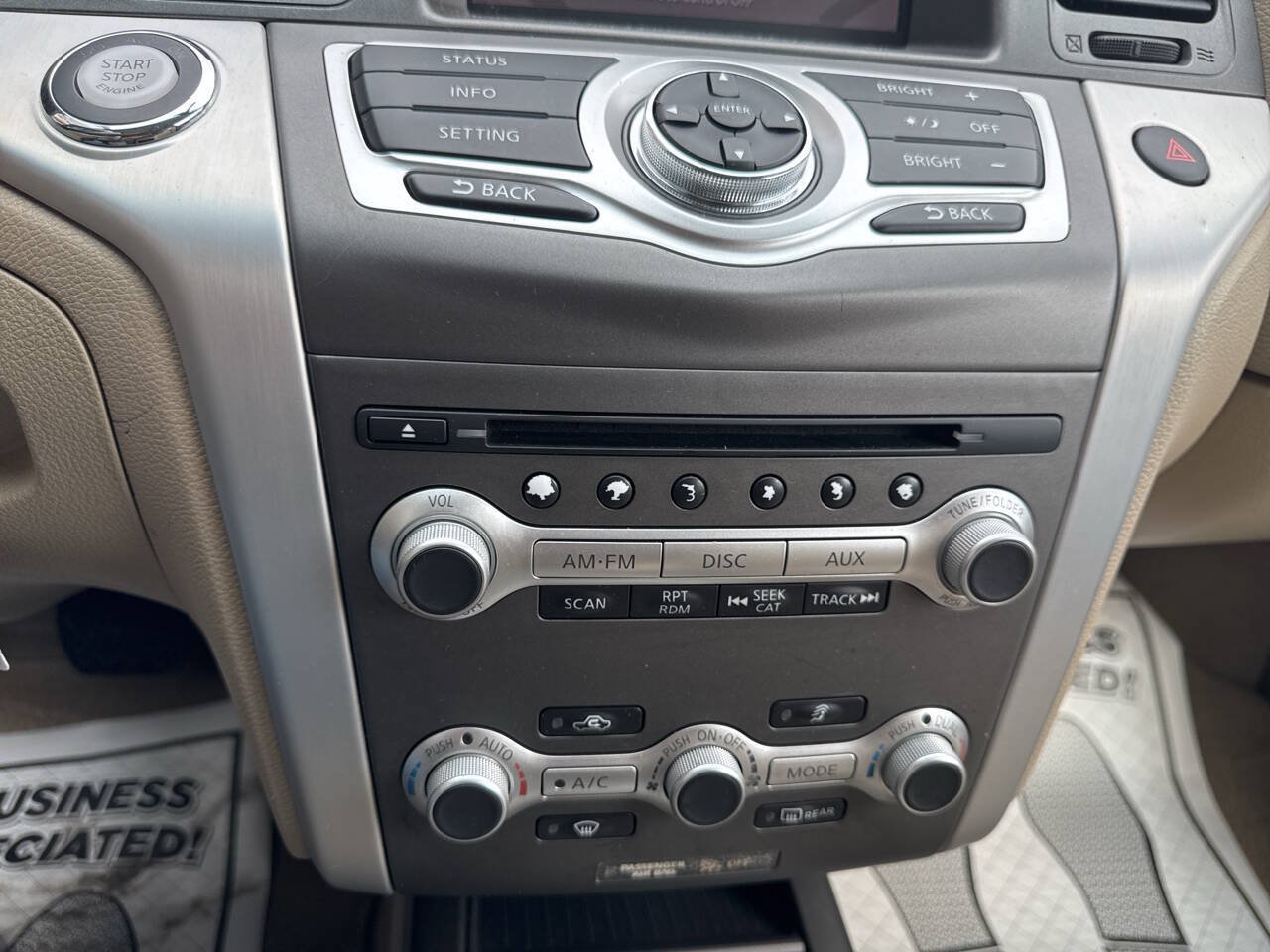 Used 2012 Nissan Murano SV AWD/4WD image 30