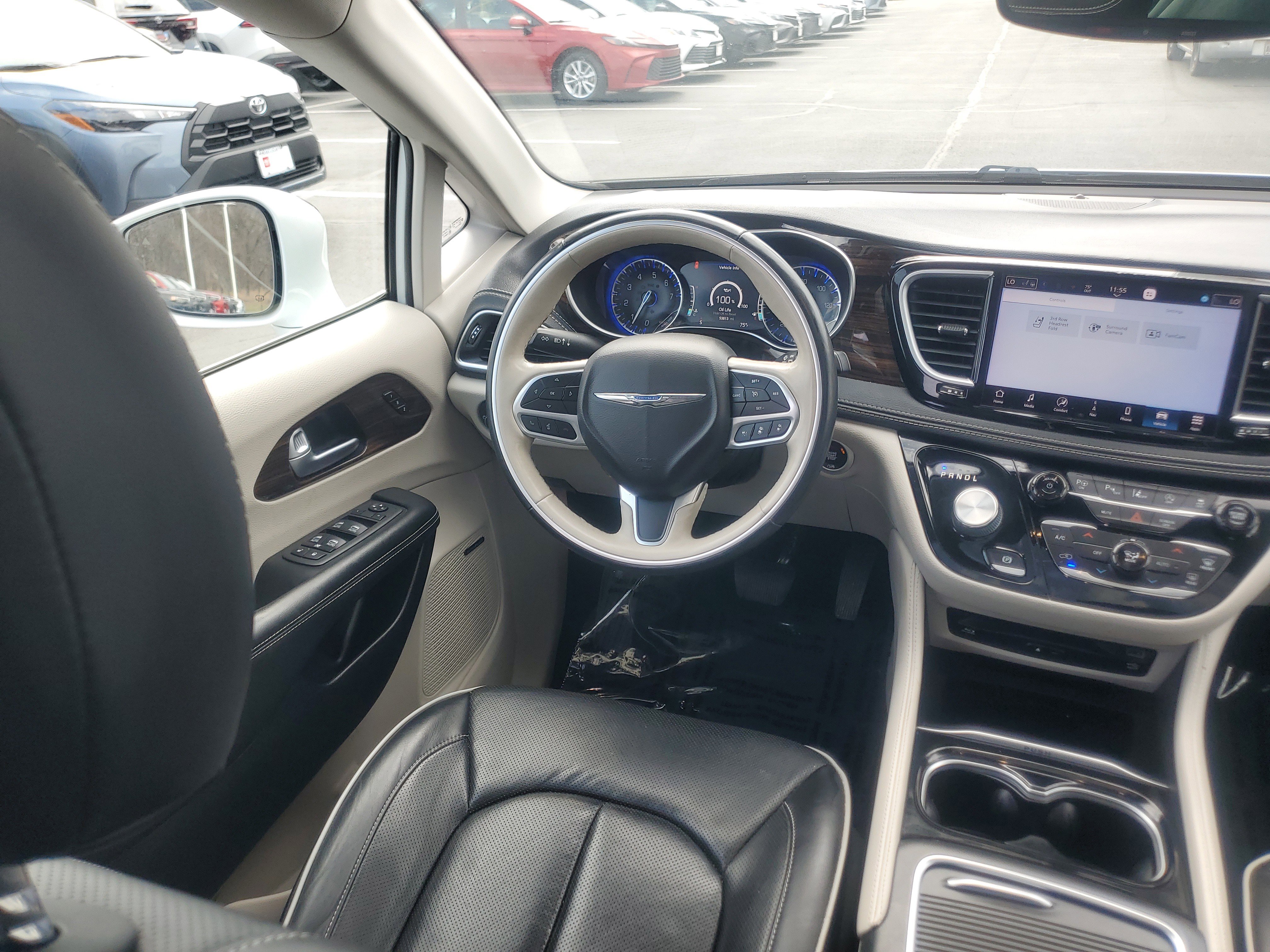 Used 2021 Chrysler Pacifica Limited w/ Uconnect Theater Family Group AWD/4WD image 24