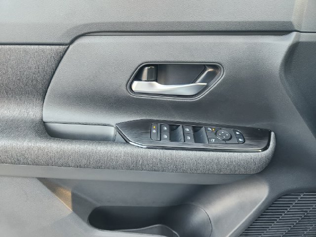 New 2027 Nissan Kicks SV FWD image 20