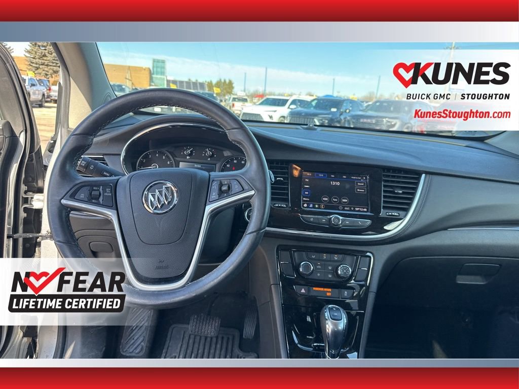 Used 2021 Buick Encore Preferred w/ Safety Package image 37