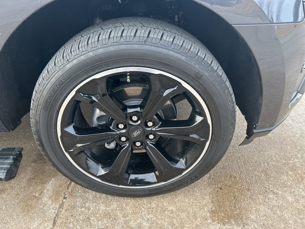 Used 2024 Ford Expedition Max Limited image 33