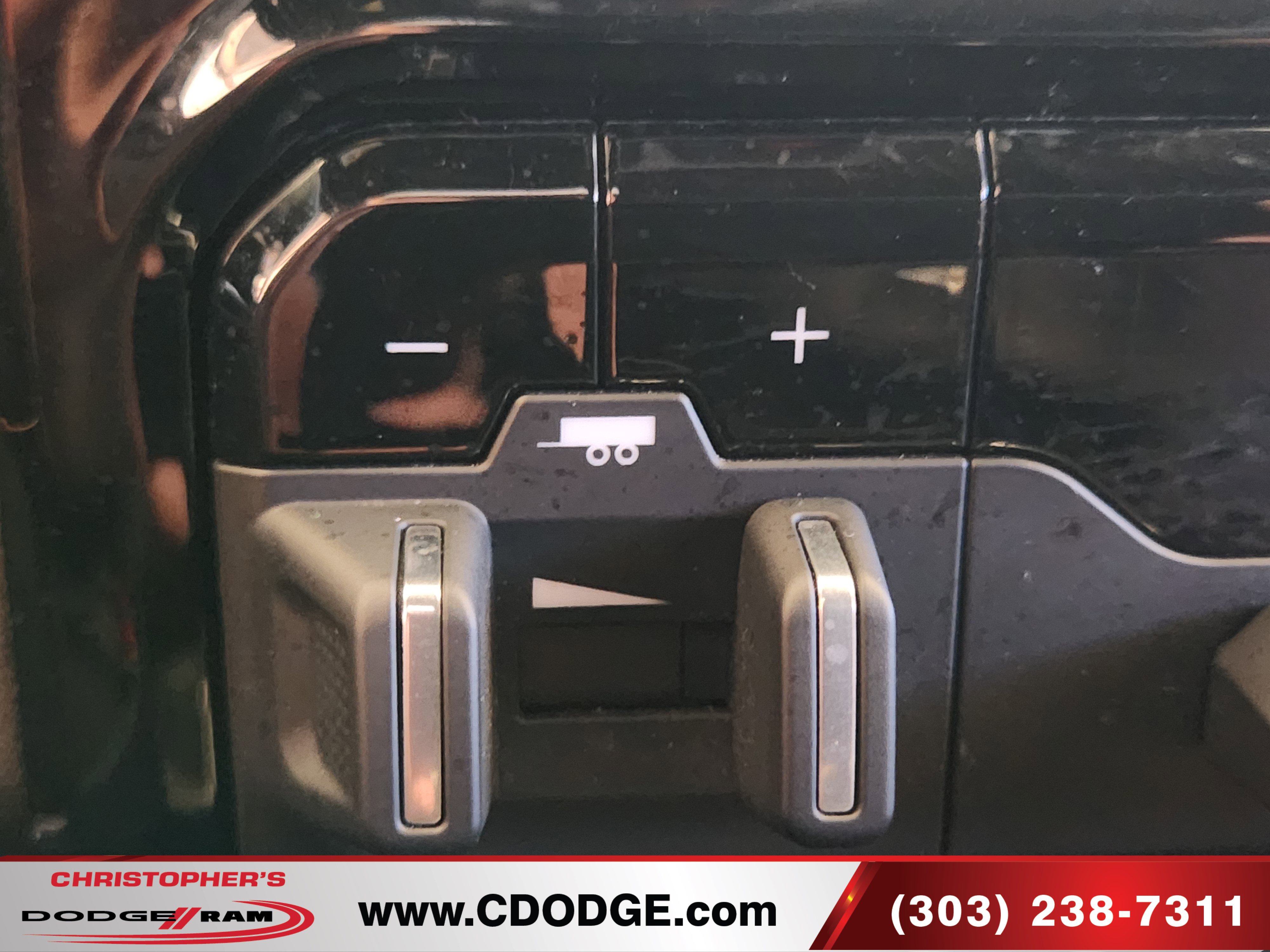 Used 2020 RAM 2500 Laramie w/ Night Edition AWD/4WD image 25