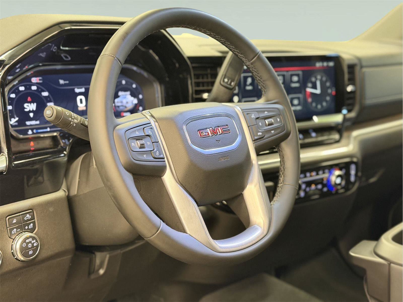 Certified 2025 GMC Sierra 1500 SLT AWD/4WD image 16