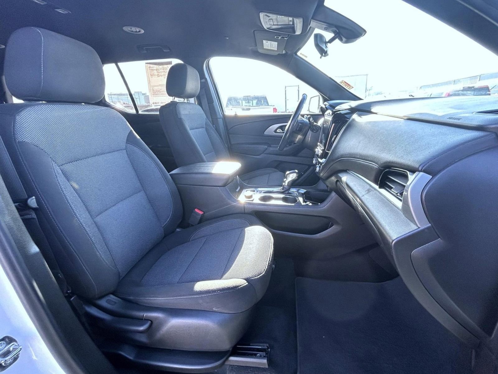 Certified 2022 Chevrolet Traverse LT image 15